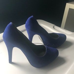 Forever 21 Blue Suede Pumps- size 7